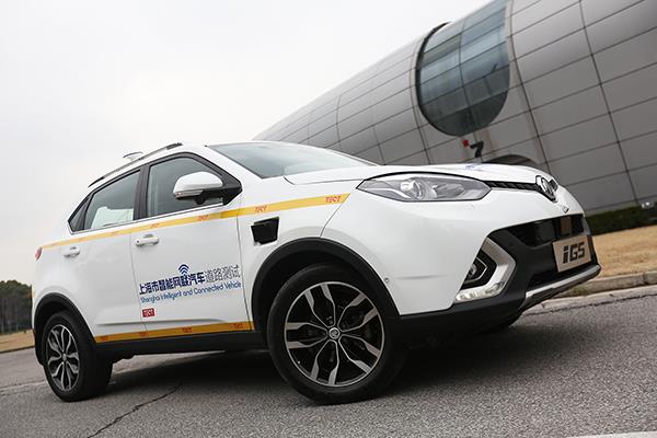 直播預(yù)告｜智能網(wǎng)聯(lián)汽車如何自動駕駛？澎湃新聞路測親歷